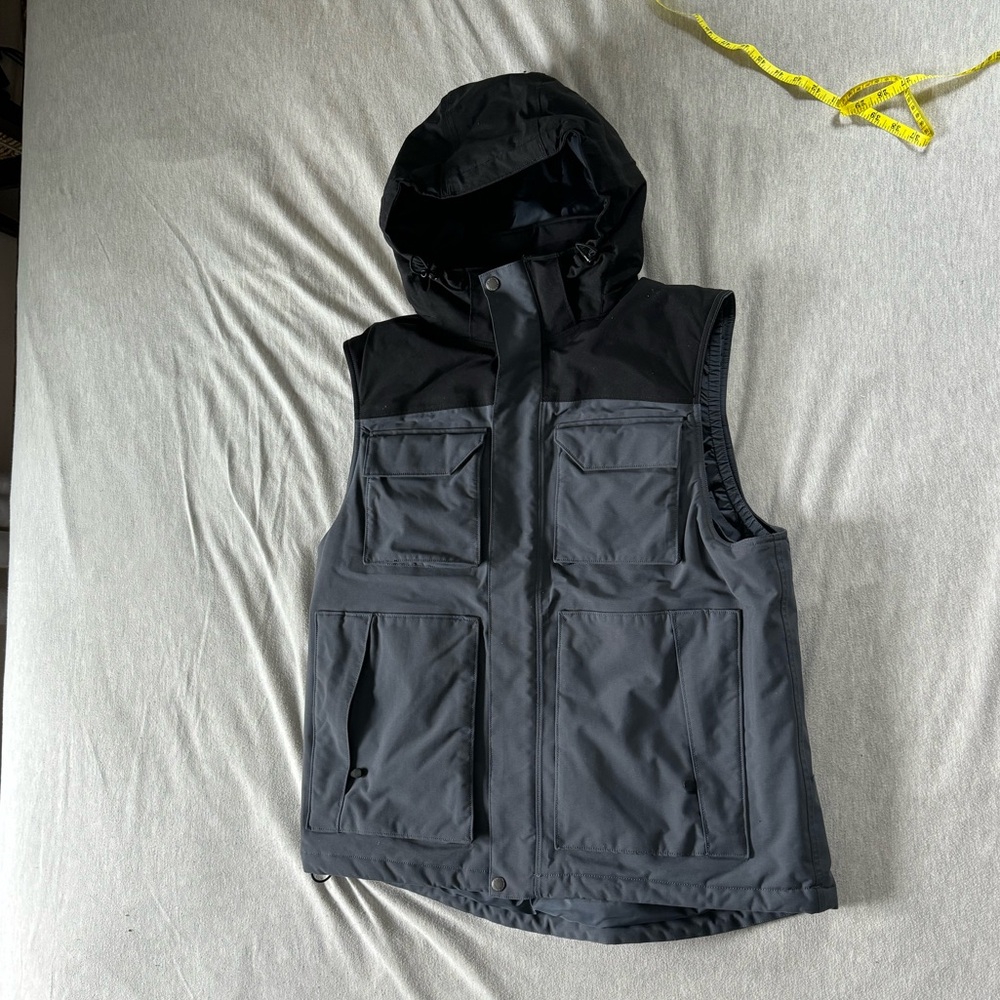 Duluth Trading Co. Whaleback Vest